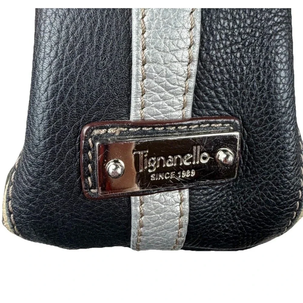 Tignanello stylish leather